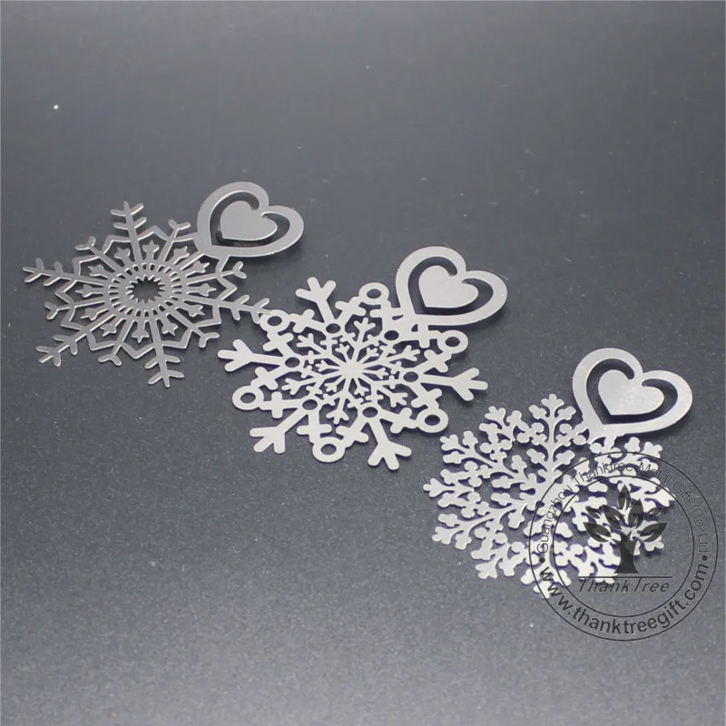 high quality laser cut silver color metal snowflake bookmark