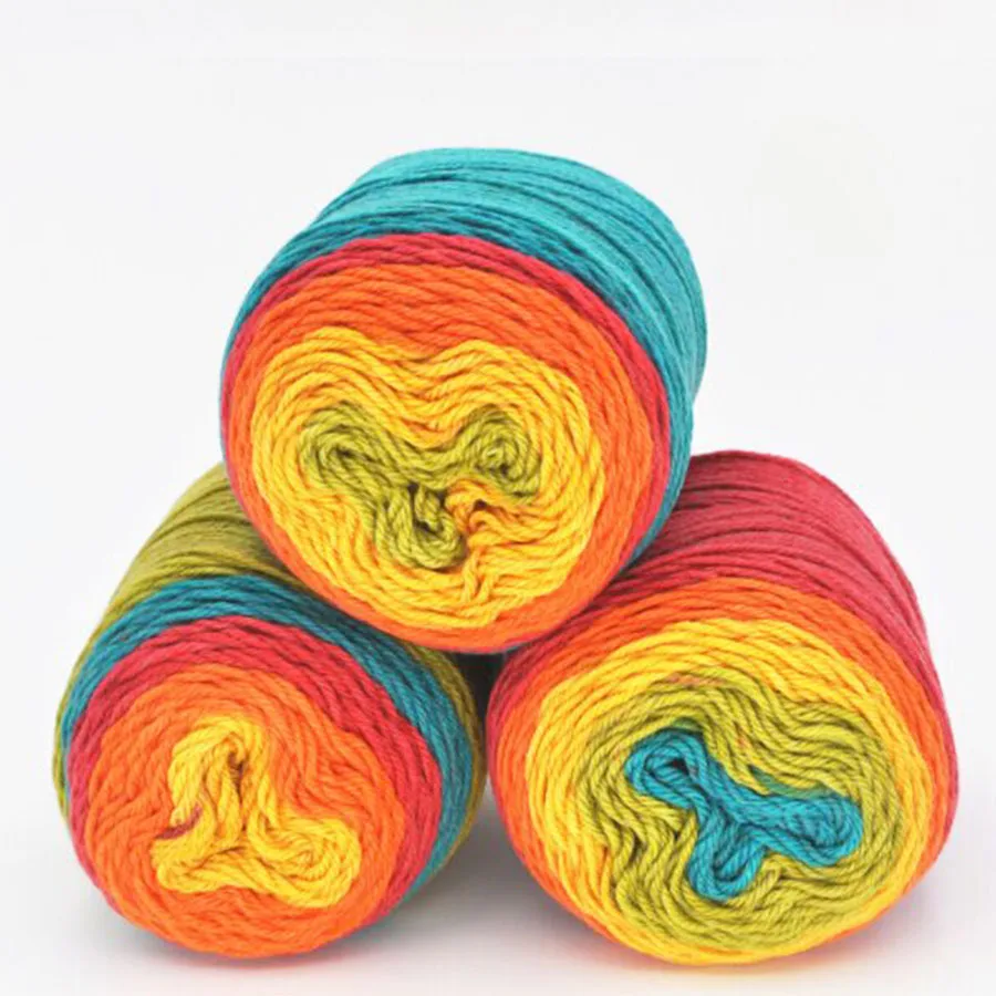 Charmkey wholesale 80%acrylic 20%wool blended yarn bee cake yarn cake ball yarn 200g for hand knitting scarf