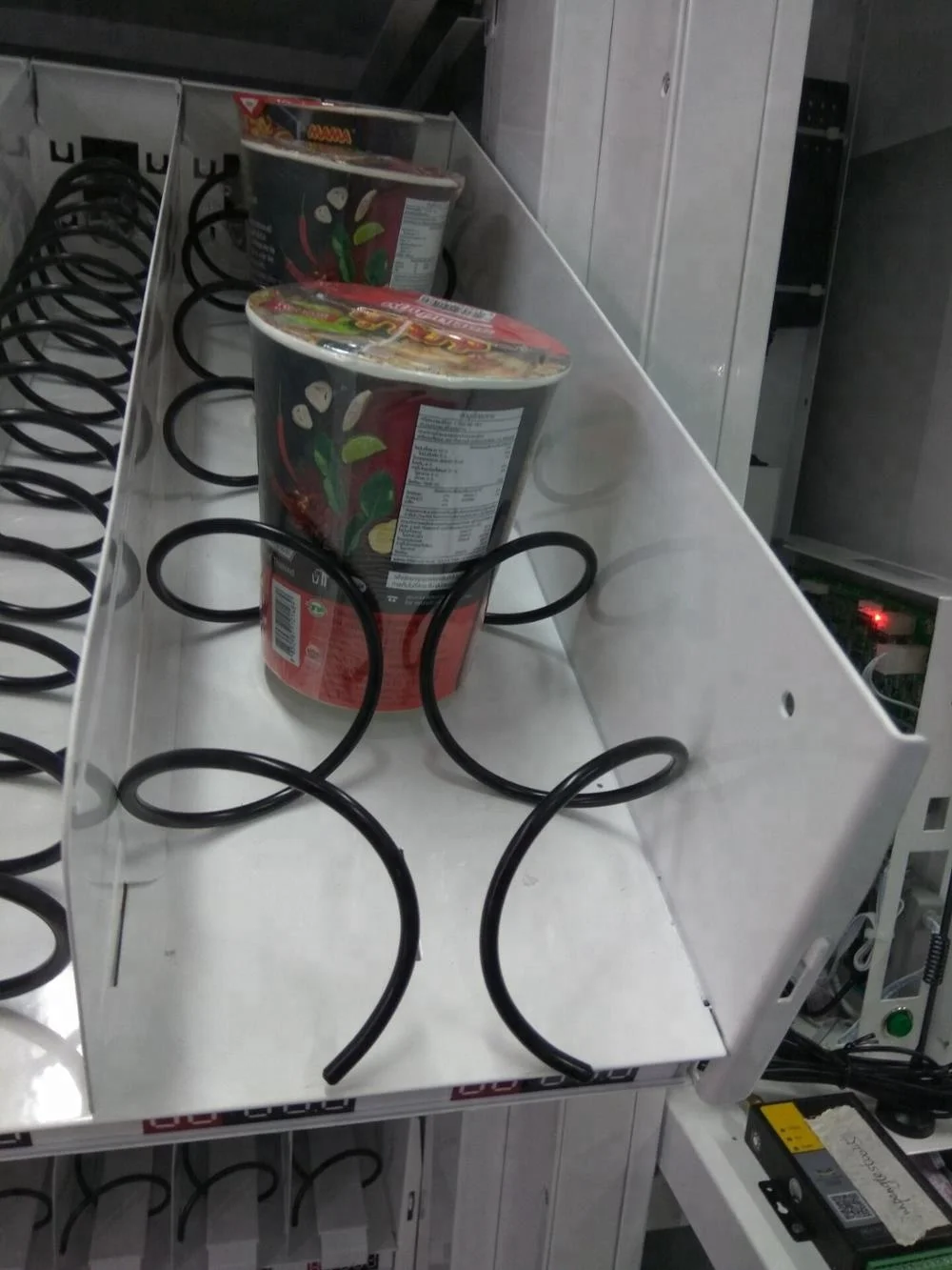 2018 new and high tech vending machines for sale