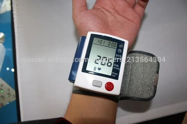 Монитор кровяного давления цифров запястья руки Omron автоматический точный