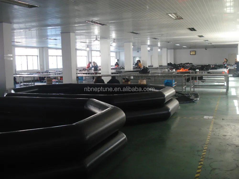 LIFERAFT IN OTHER BOATS