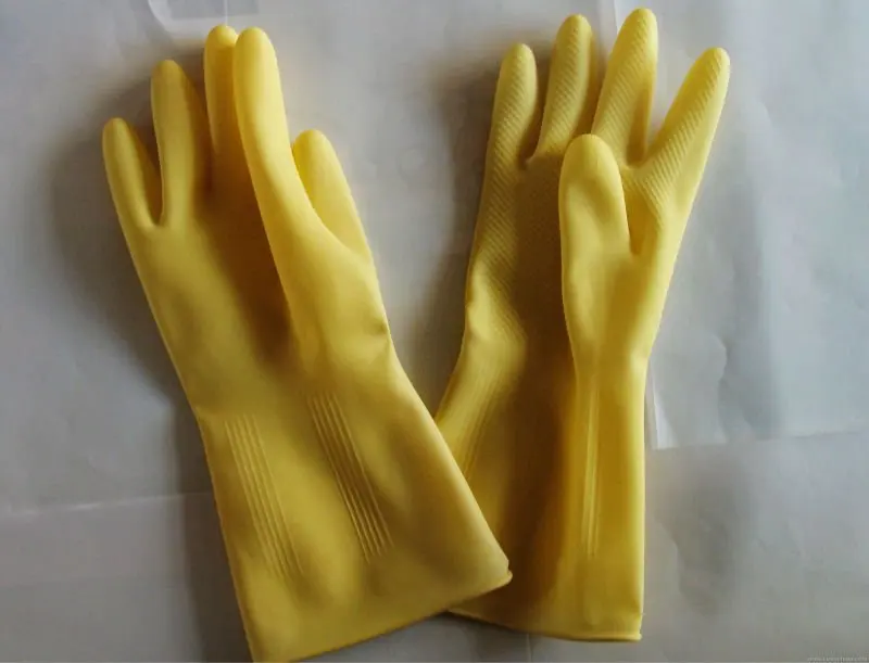 
Желтые перчатки для уборки дома с подкладкой из флока 
