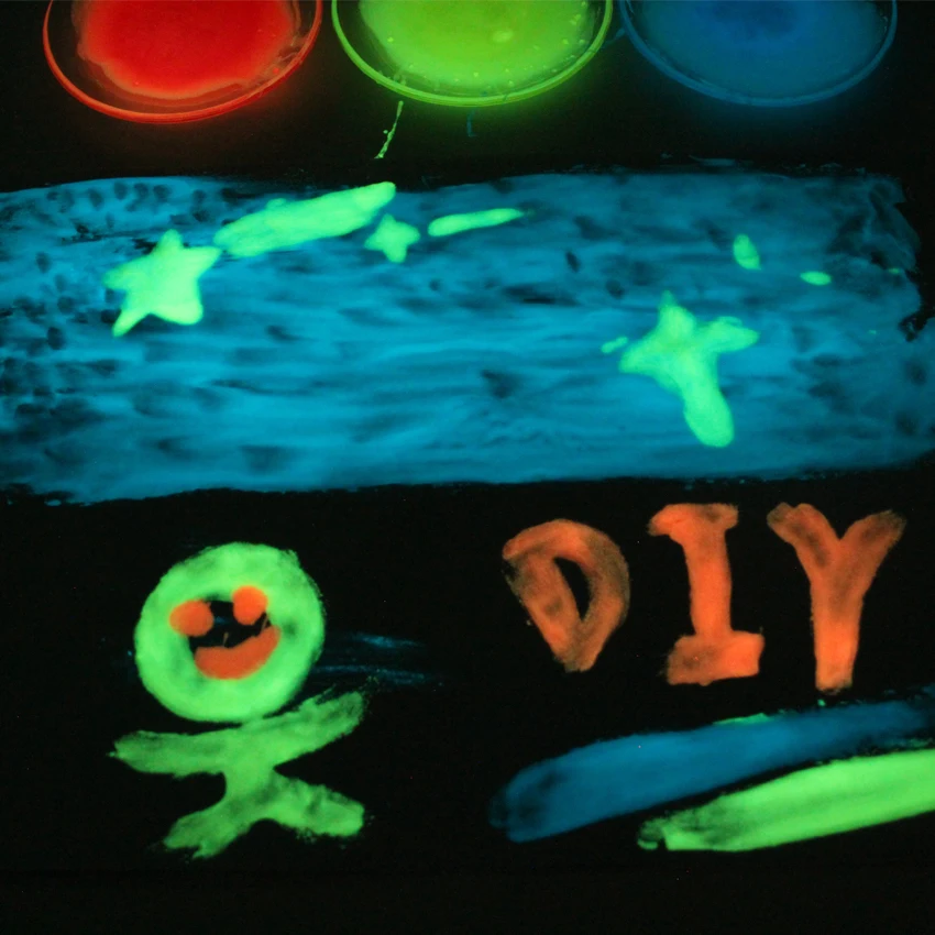 Strontium Aluminium glow pigment Powder