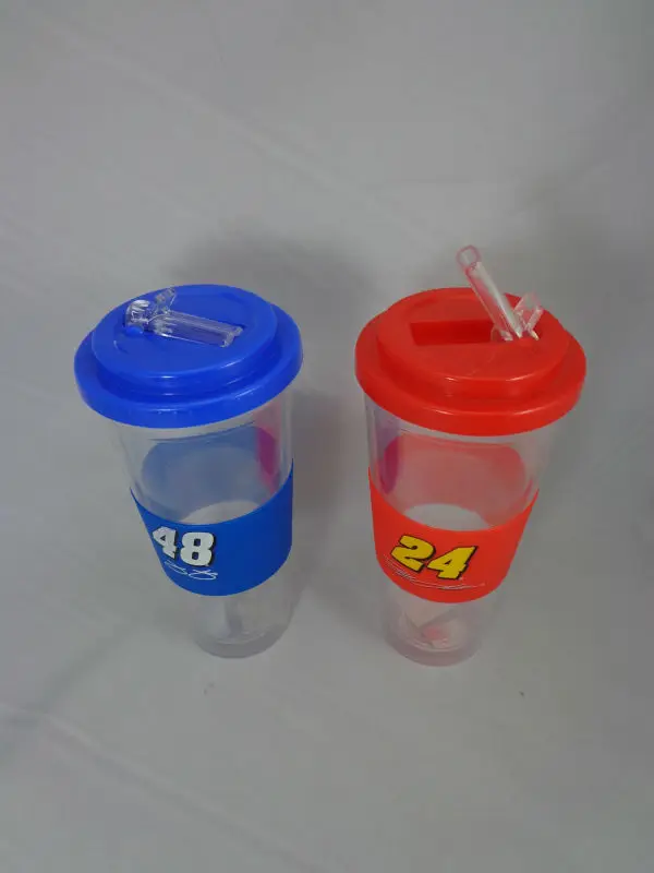 Двойная настенная чашка с крышкой и соломинкой без БФА