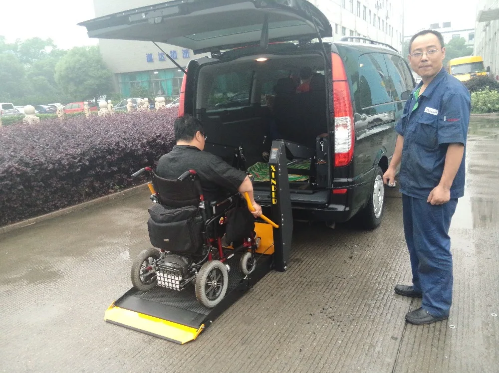 Car Van Bus Electric Hydraulic Wheelchair Lift Platform for Disabled Elderly Handicapped Wheelchair Passengers 300kg Capacity