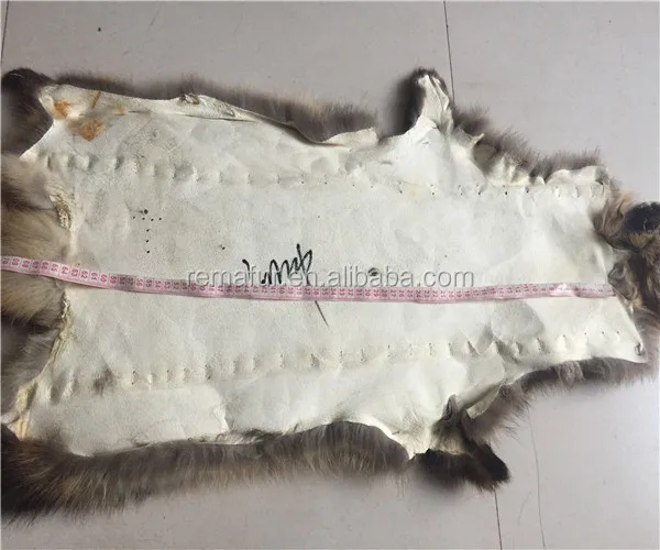 Natural Raccoon fur skins real Raccoon dog fur hide pelts high quality Chinese raccoon fur for hood