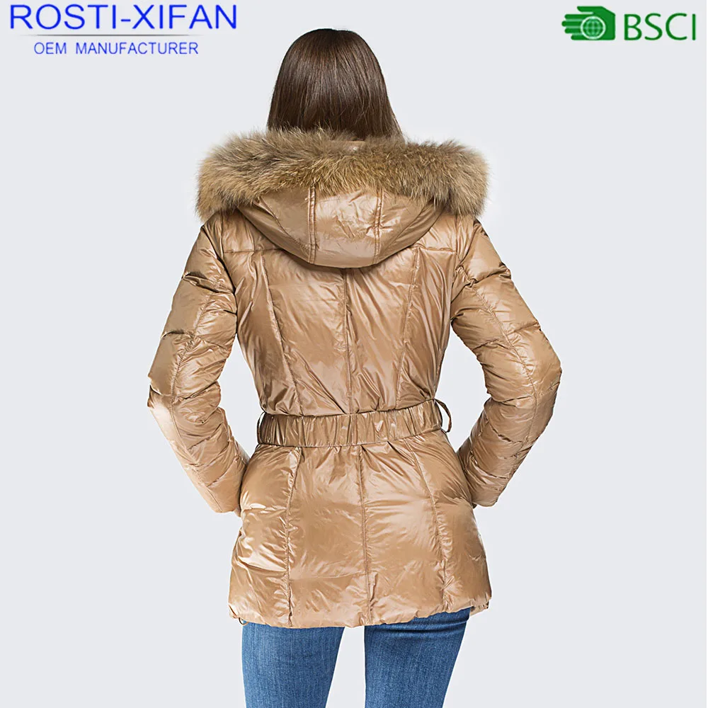
Jacket Women Winter Fashion Duck Down Parka Coat with Natural Raccoon Fur and Belt 