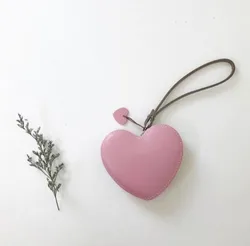 Hot sale genuine leather heart shape coin purse mini cute wallet with wristlet zipper coin purse for lady