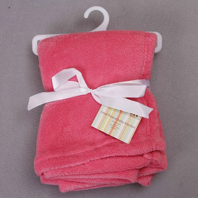 Portable Travel Blanket High Quality New with Logo from China Factory Design Coral Fleece Living Room Customized 100% Polyester