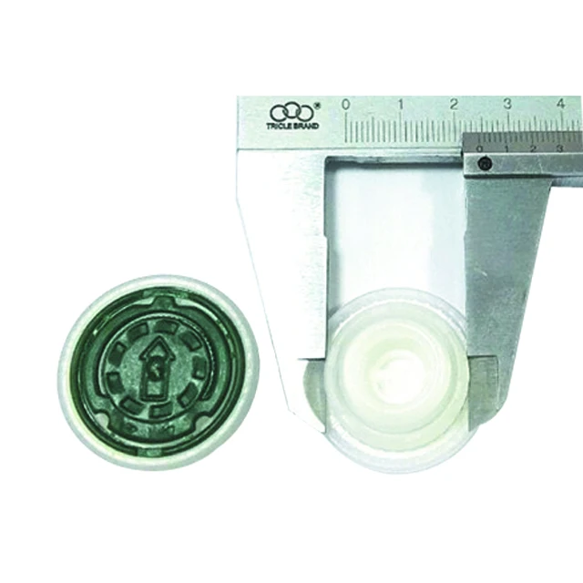 24mm NEFT VODKA Plastic Spout for 750ml Round Tin Container