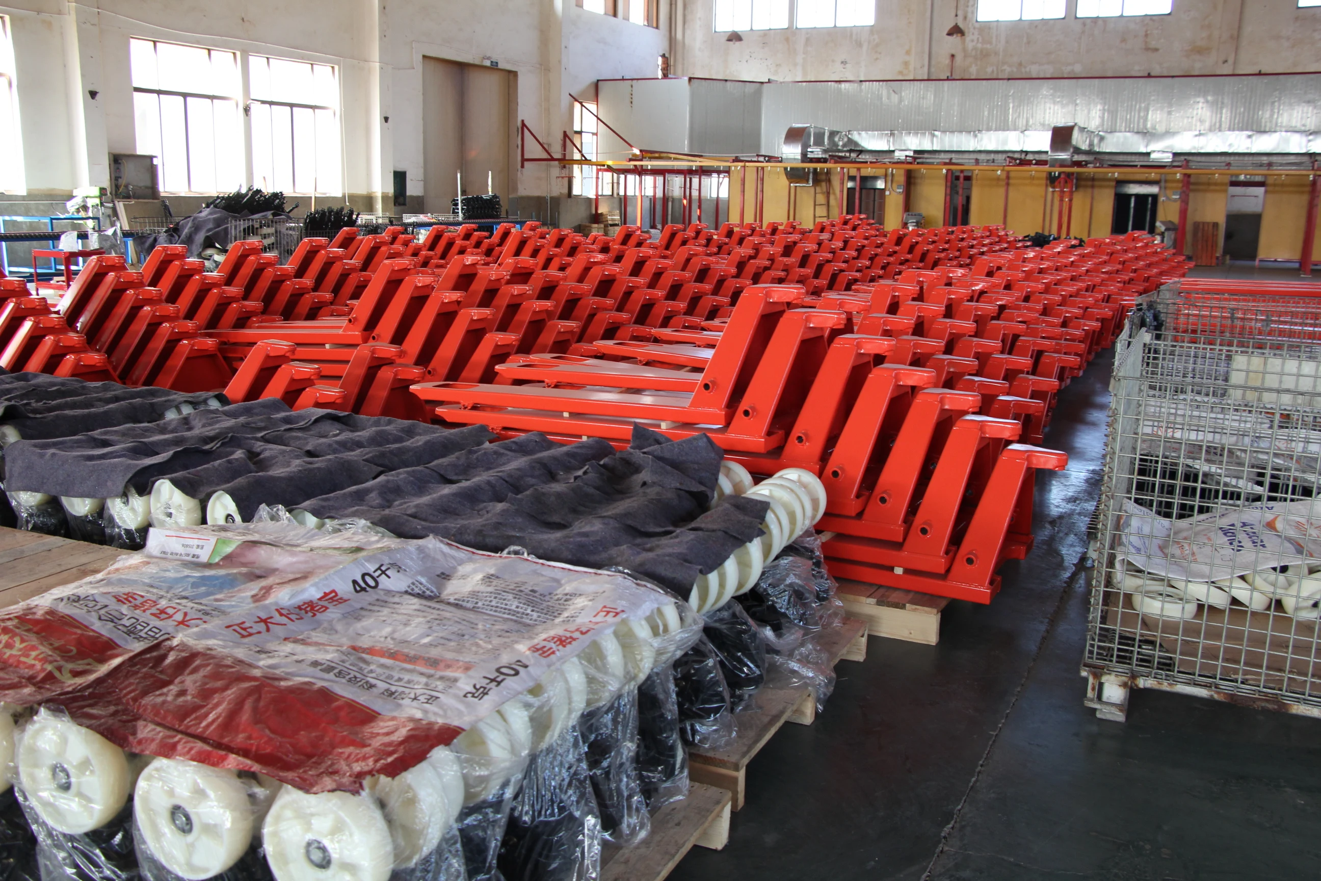 2500KG Cheap Price DF Series PU Wheel Red Hand Pallet Jack Lift