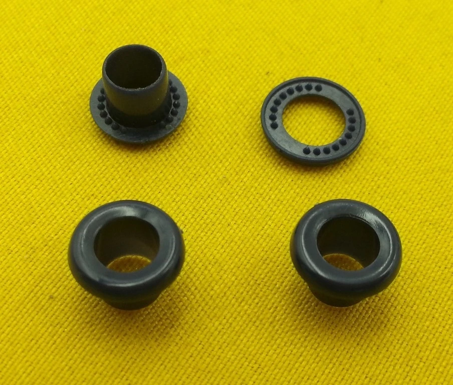 
14L Plastic eyelets and washers in Dark Navy color --- P4379 