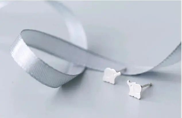 SE104-073 Halo lovely simple 925 sterling silver brushed mini elephant ear studs