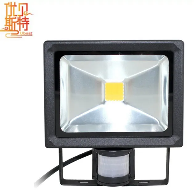High power wholesale 10w 20w 30w 50w 100w led flood lighting 240v PIR passive Infrared sensor light energy with inductor
