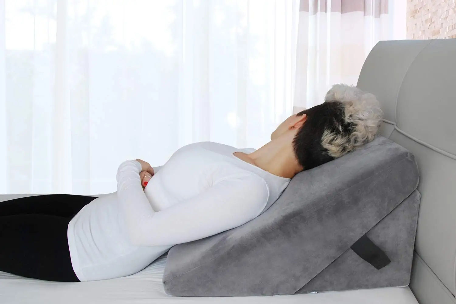 Folding Bed Wedge, Wedge Foam Wedge Bed Support Pillow with Memory Foam Top and Removable Cover