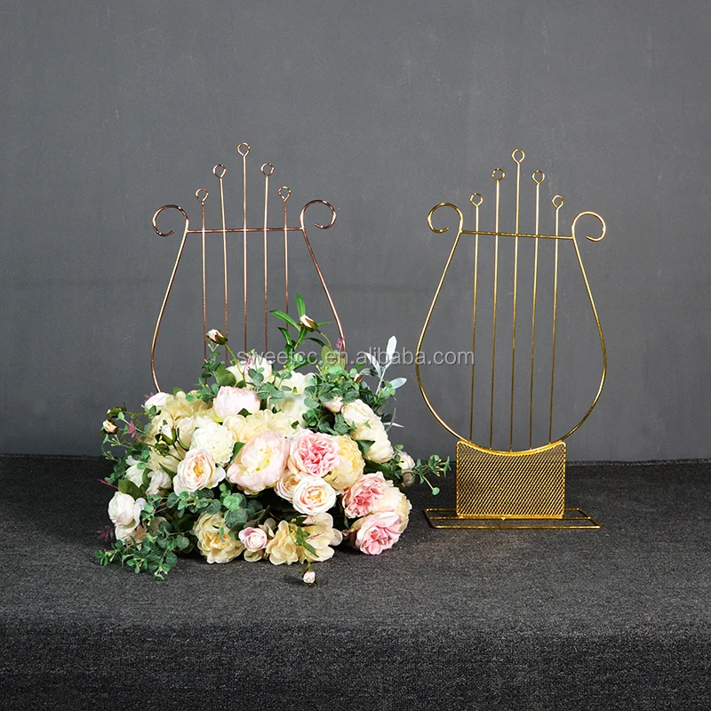 2019 new design wedding deco of harp shape electroplate wedding arch flower stand centerpiece