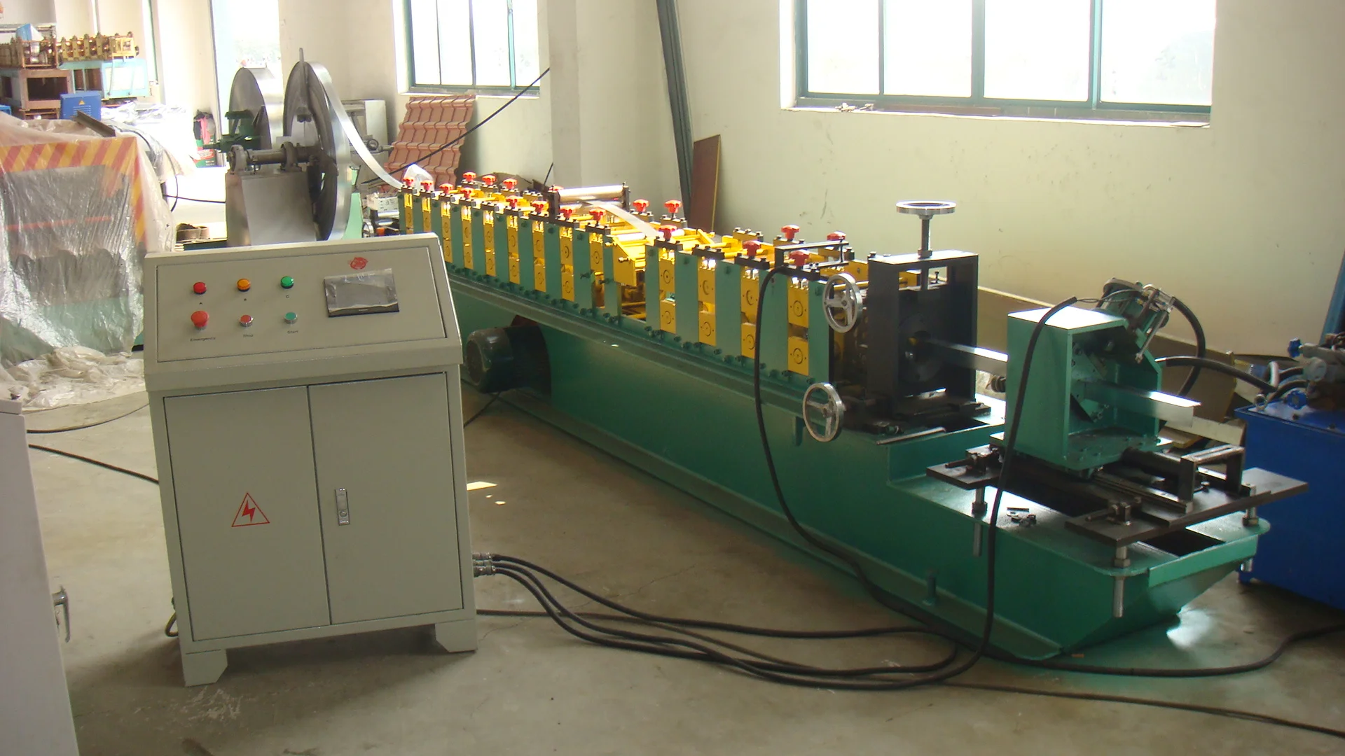 Ceiling T Bar Suspension Grids Roll Forming Machine