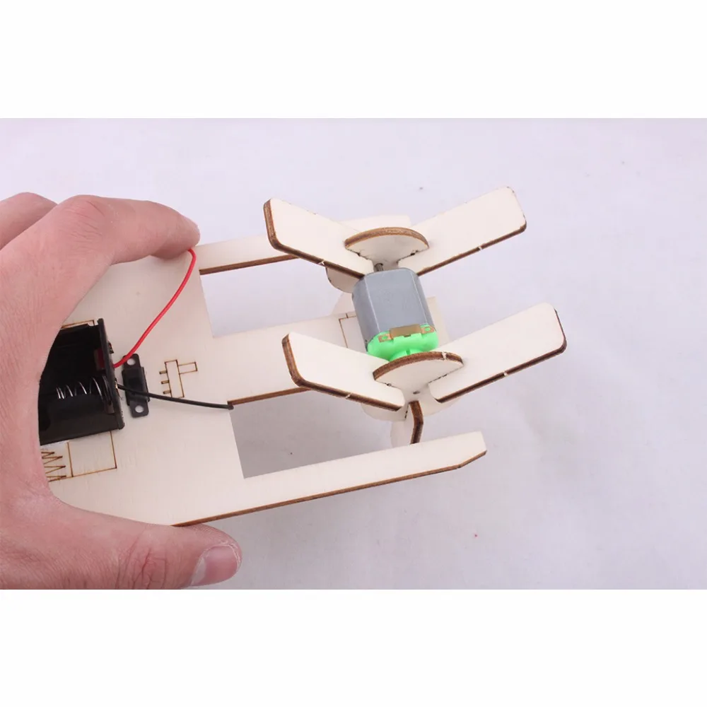 2022Diy wooden toys educational,Battery Operated Toy Boat
