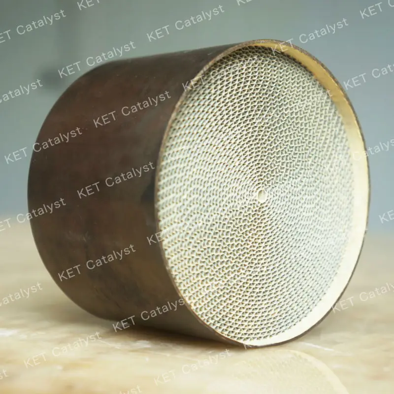 KET Euro 4 catalyst with metallic honeycomb substrate for catalytic converters