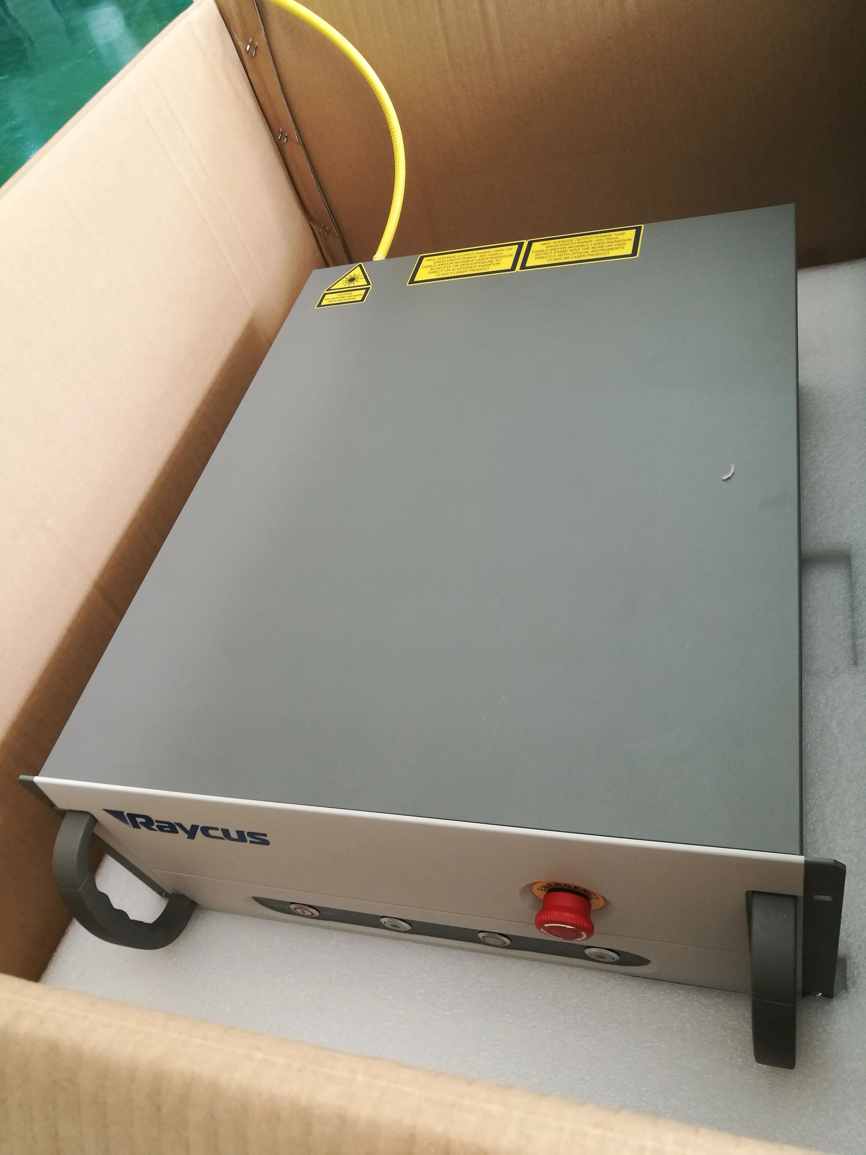 
1000w laser source Raycus single module fiber laser cutting machine component for sale 