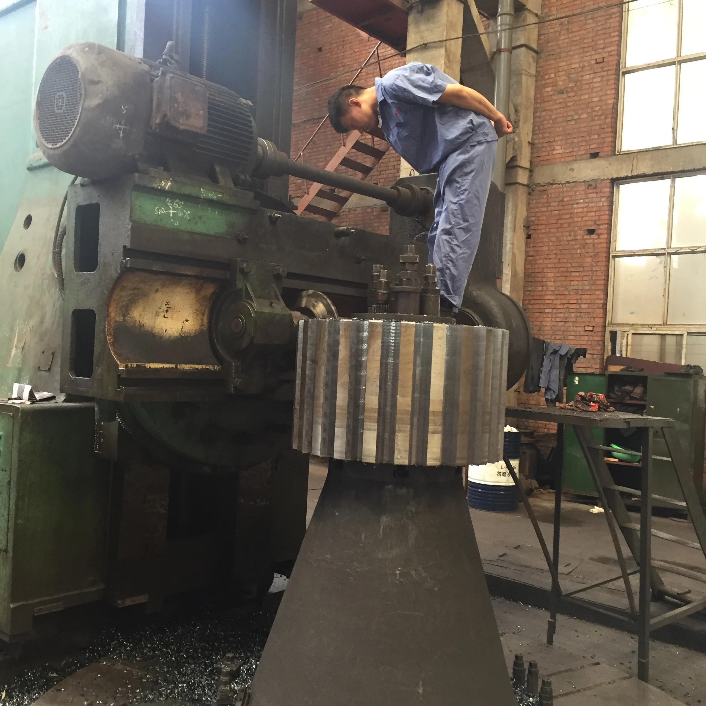 Customized Double Helical Cnc Lathe Machining Ball Mill Steel Forged Ring Bevel Gear Large Forging