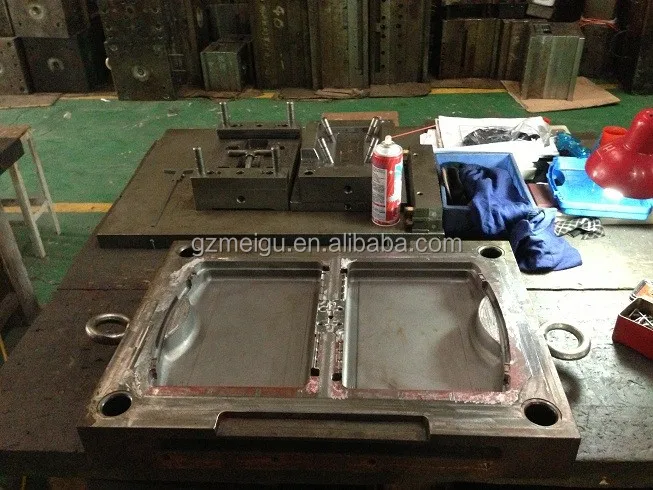 2016 New Professional Plastic case supplier customized silver carrying tool case box_AT10200249