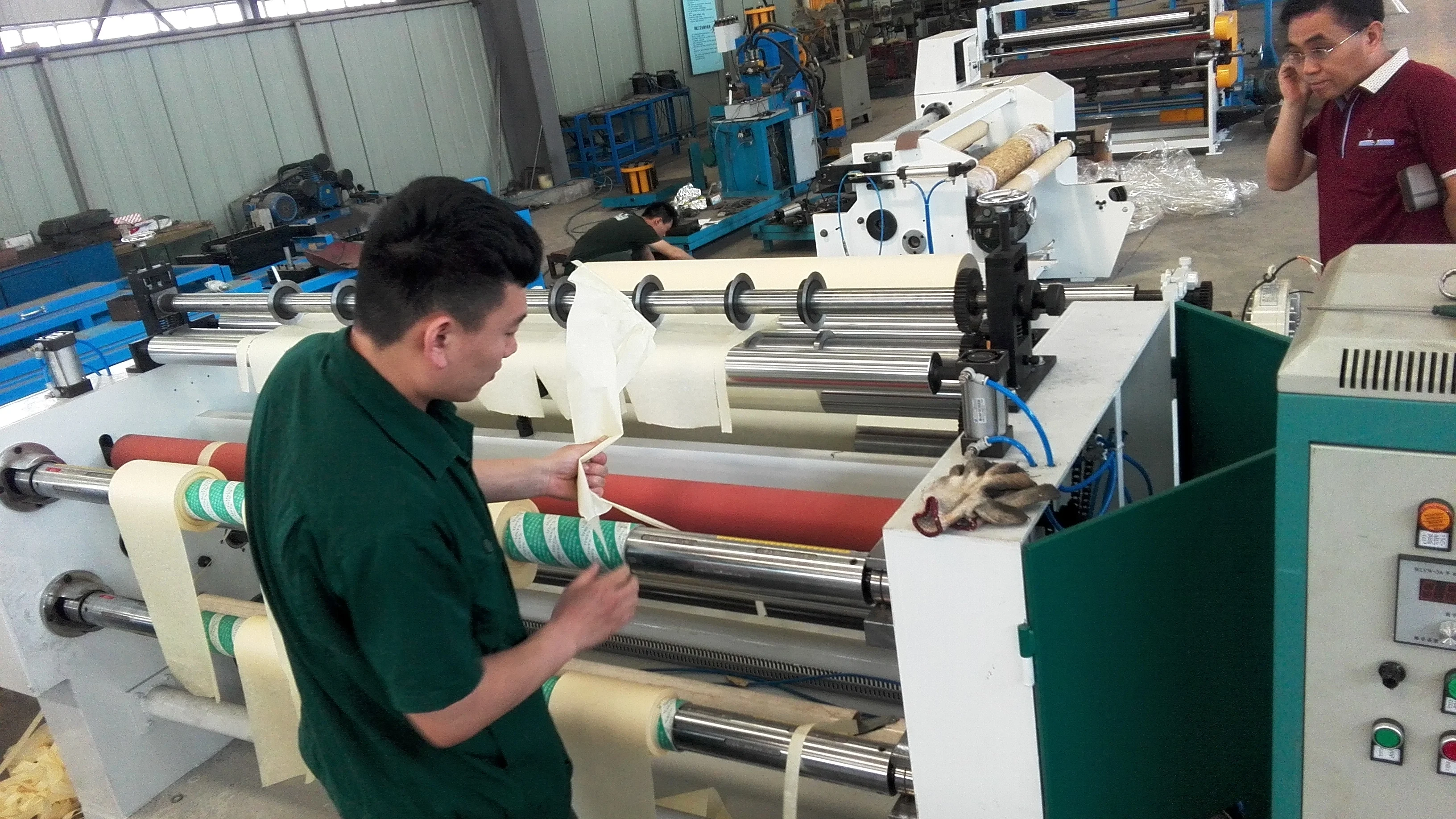 LV-FT circular blade paper / fabric / film Double -shaft Central surface slitting machine