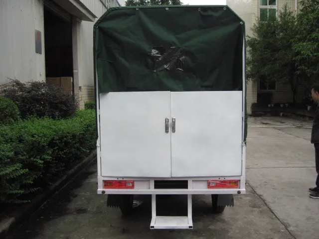 Africa Moto Ambulance Tricycle