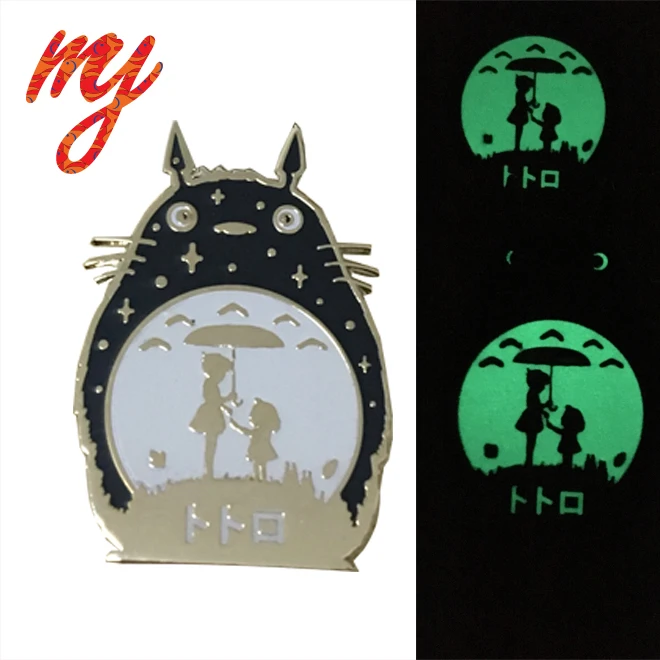 2023 Factory price custom Hallowmas Glowing badge pins