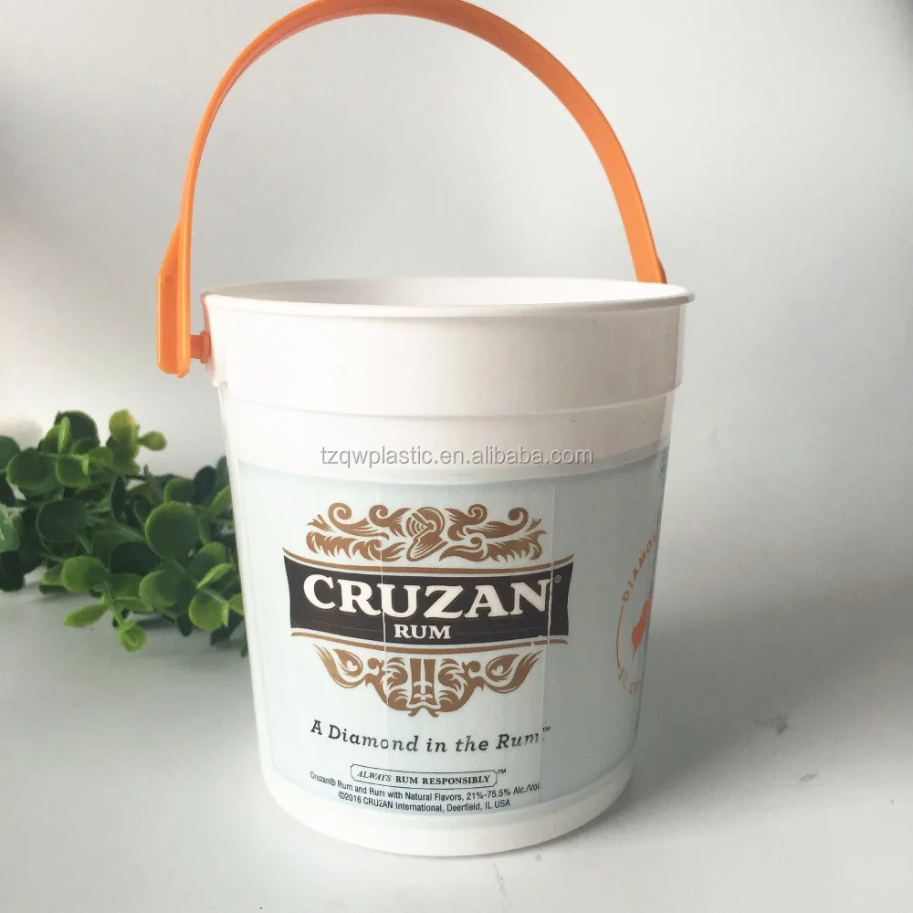 32OZ Cruzan rum drinking bucket punches