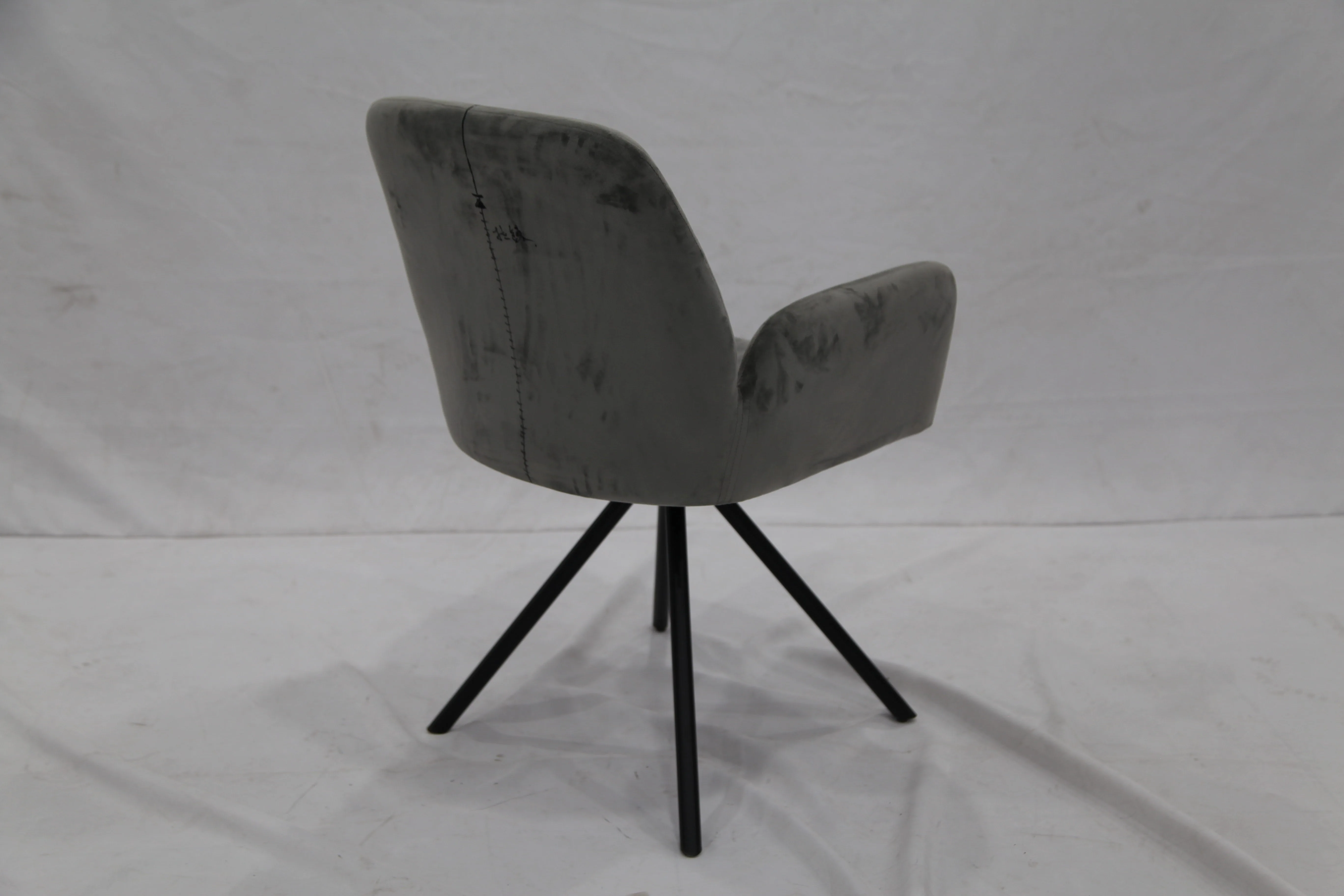 Latest Design Relax Fabric Black Painting Metal Legs Dining Chair Leisure Chairs With Armrest