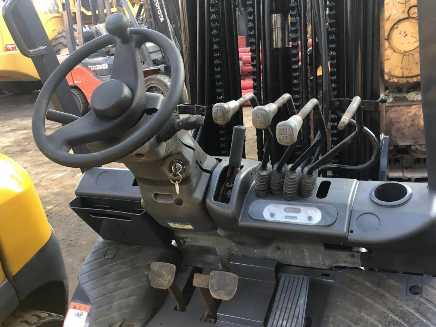 Japan forklifts truck /used tcm fd30 forklift /small forklifts for sale