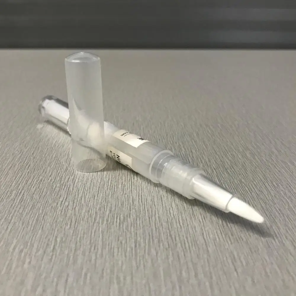 Plastic Cosmetic Twist Up Lip Gloss Concealer Pen