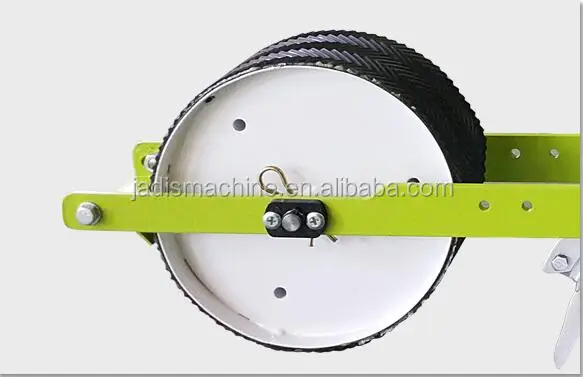 tractor trailed 6 row vegetable seeder carrot onion planting machine