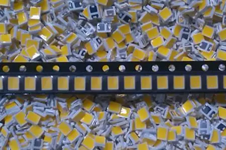 Energy Saver LED SMD 2835 3Volt 0.5Watt 65-75lm 70-75lm high lumenns Downlight chip