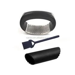Hot selling Garlic Crusher Mill With Cleaning Brush Silicone Tube Peeler 18/8 Stainless Steel Garlic Press
