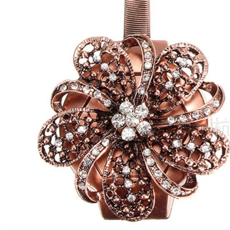 
Crystal Flower Home Decorate Magnetic Window Buckle Curtain Clip 
