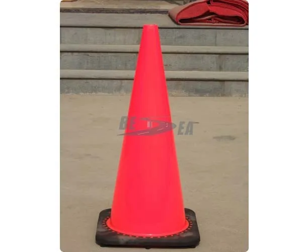 Black Base 450mm Height Flexible PVC Traffic Parking Cone Yellow