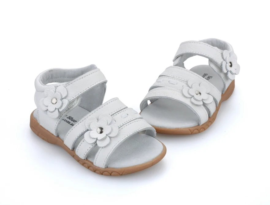 Hot selling solid Genuine leather solid white flower toddler girls sandals