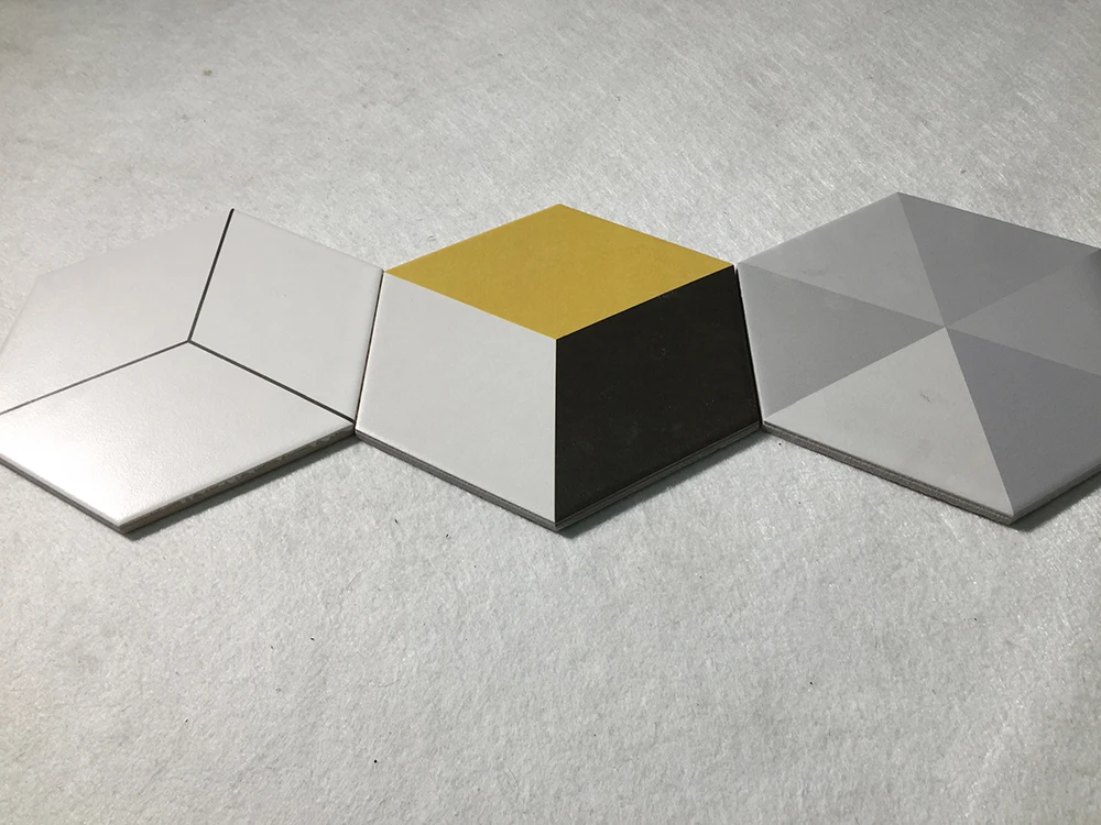  Керамическая белая Шестигранная плитка черного цвета для домашнего использования