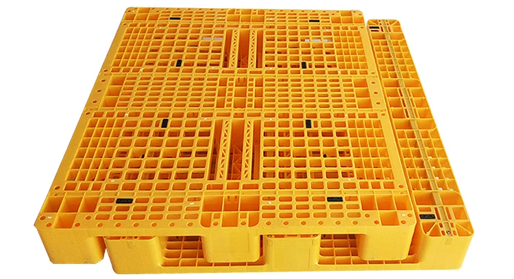 Buyers of Wooden Heavy Duty Plastic Folding Pallets