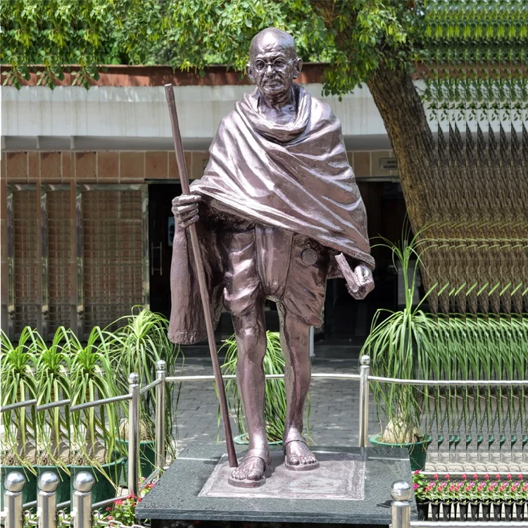 Life size Indian famous brass bronze realistic figure sculpture mahatma gandhi statue