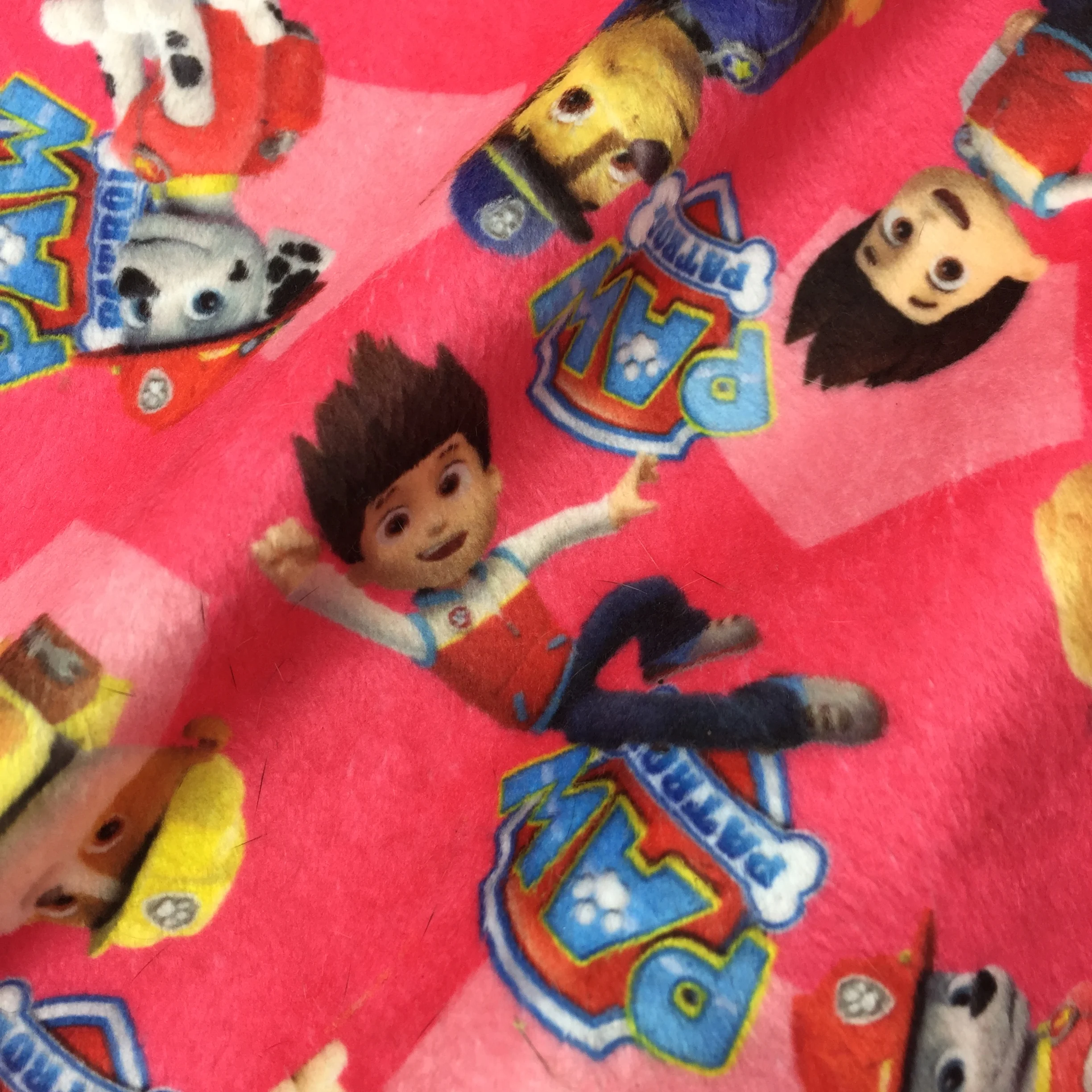 Мягкое одностороннее детское одеяло Minky из 100% полиэстера с изображением мультяшных лап и цифровых принтов на заказ, плюшевое одеяло из полиуретановой ткани