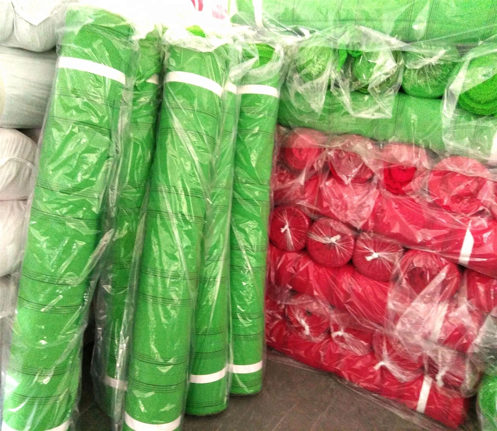 Wholesale Eco-Friendly Disposable 100%Poly Bath Mitt Fabric Rolls  Polyester Fabric Stock Lot  For Exfoliating Glove