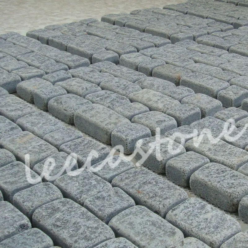 дороге булыёник/g654 блокировки упал камень мостильщик