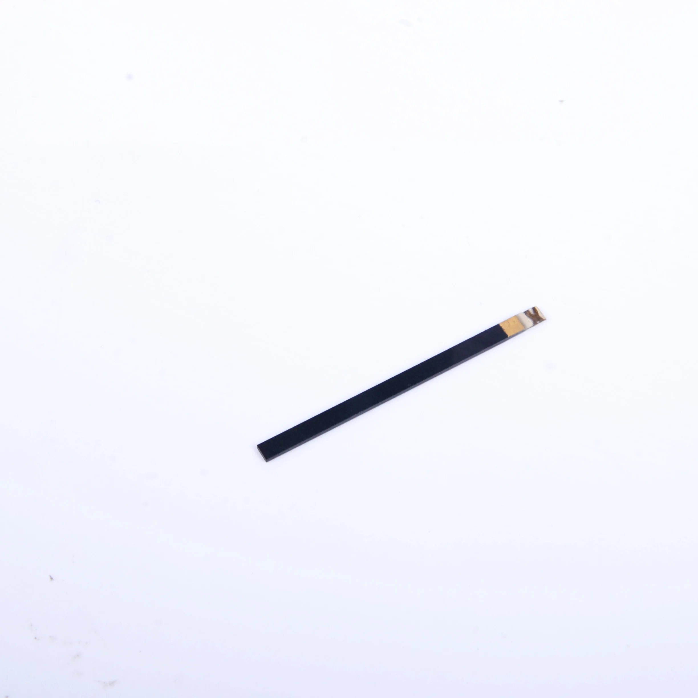 Пьезоэлектрический керамический привод 0.14N