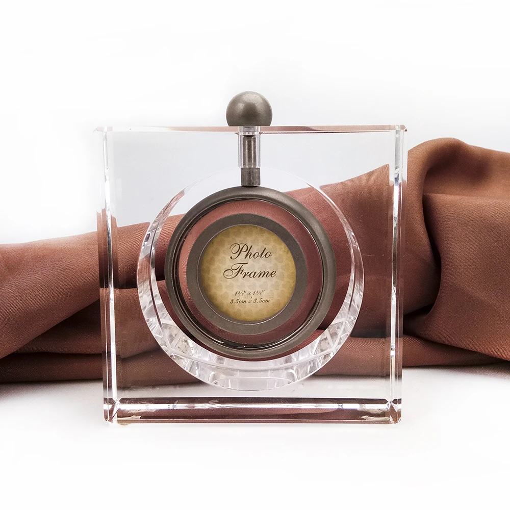 
Custom Engraved Block Clear Glass Small Crystal Desk Clock For Souvenir Gift. 