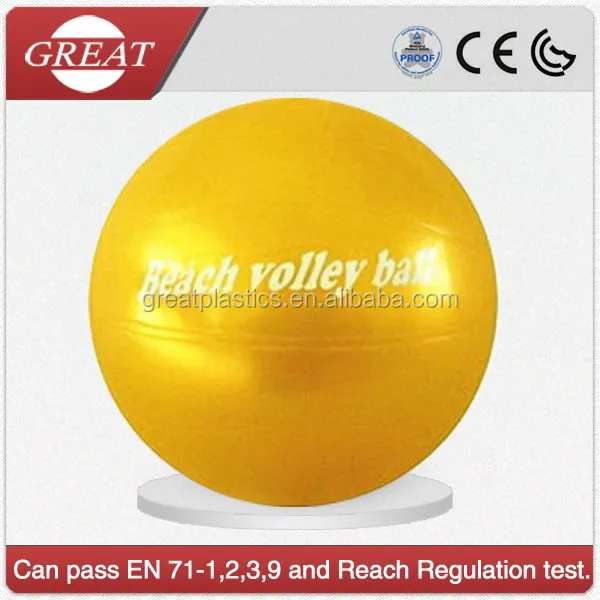 6 дюймов дети играют пляжный волейбол