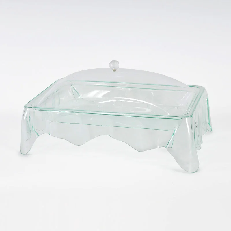 Rotated Clear Plastic Cake Plate With Cover