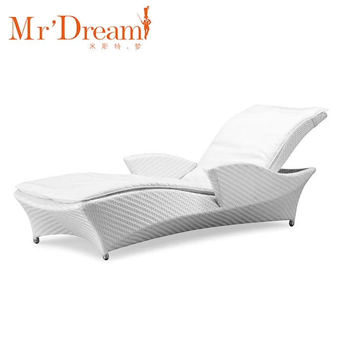 Quality-assured project popular UV resistant outdoor rattan poolside chaise lounge sun lounger